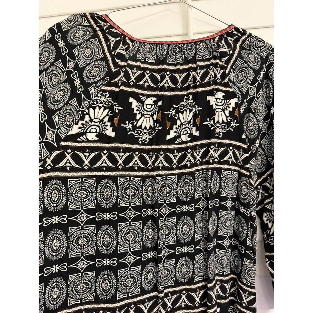 Ali Miles women's boho Tunic with a black and white Aztec print and pink border - Picture 8 of 8
